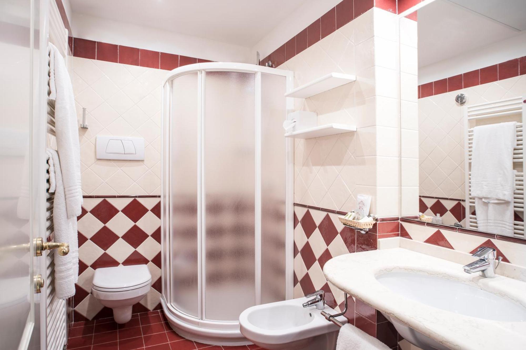Hotel Gardenia Al Lago Гарняно Стая снимка