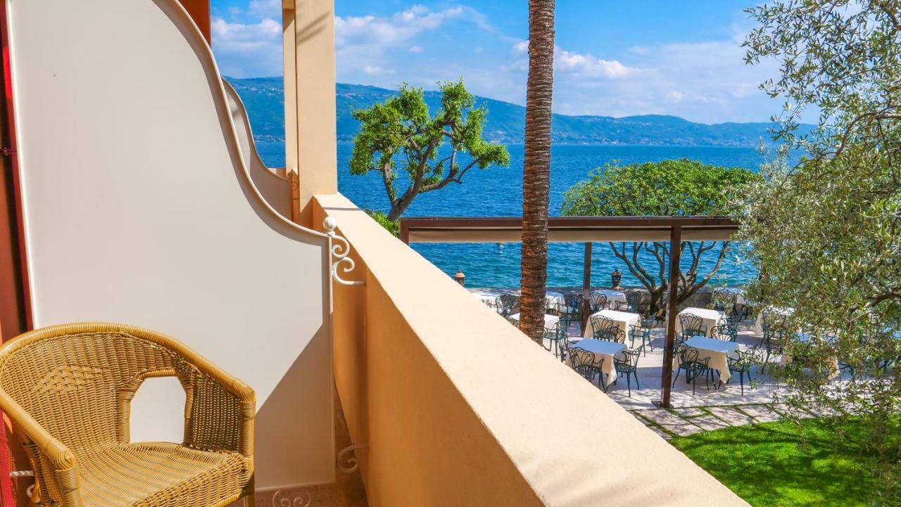 Hotel Gardenia Al Lago Гарняно Екстериор снимка