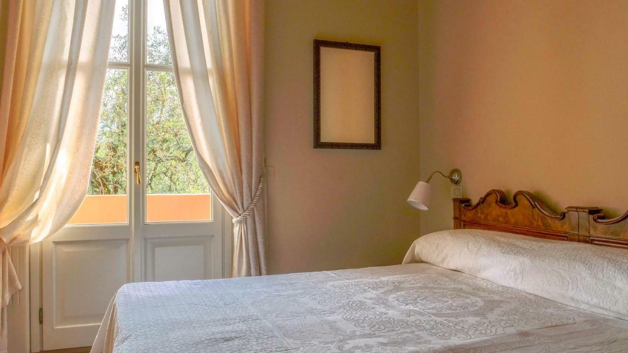 Hotel Gardenia Al Lago Гарняно Екстериор снимка